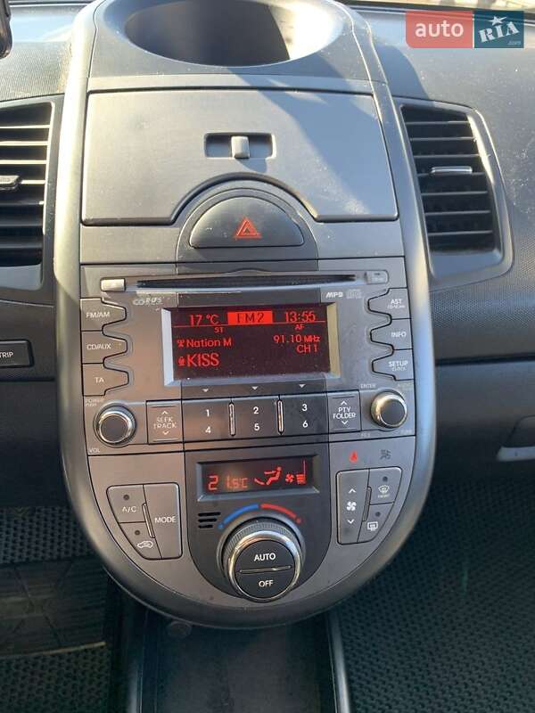 Позашляховик / Кросовер Kia Soul 2011 в Львові