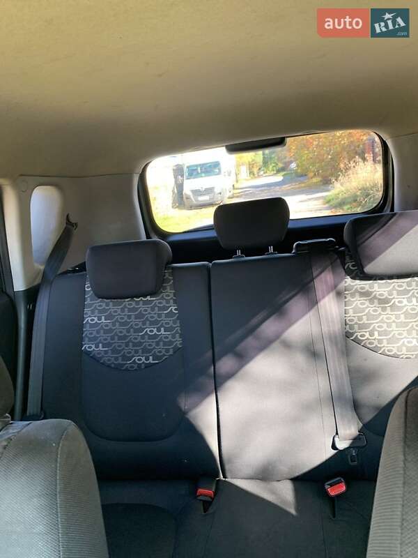 Позашляховик / Кросовер Kia Soul 2011 в Львові