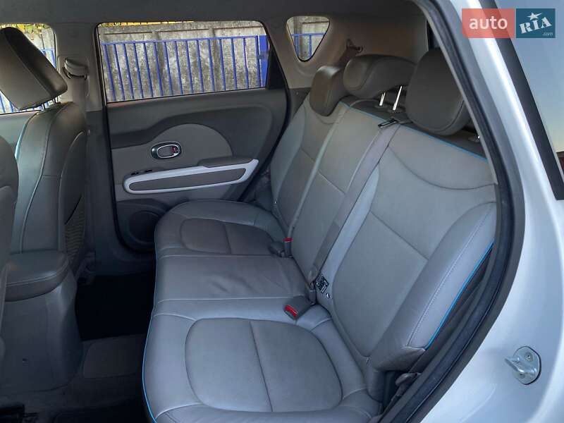 Внедорожник / Кроссовер Kia Soul 2015 в Тернополе