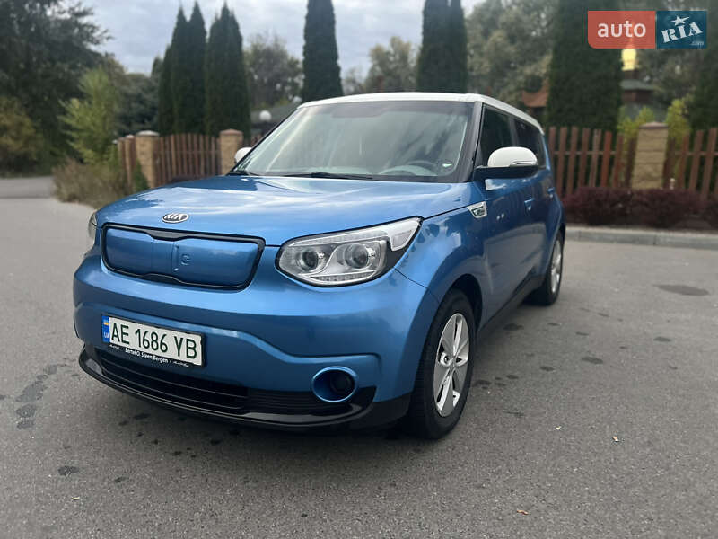 Внедорожник / Кроссовер Kia Soul 2015 в Днепре фото 4 Внедорожник / Кроссовер Kia Soul 2015 в Днепре