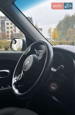 Внедорожник / Кроссовер Kia Soul 2017 в 
