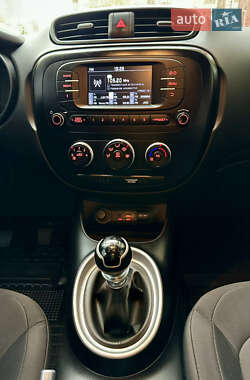 Внедорожник / Кроссовер Kia Soul 2017 в 