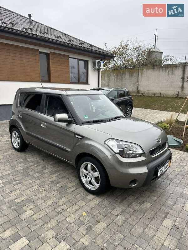 Внедорожник / Кроссовер Kia Soul 2009 в Виннице фото 9 Внедорожник / Кроссовер Kia Soul 2009 в Виннице