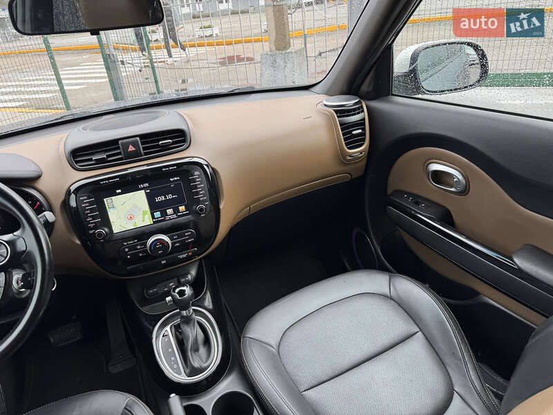 Внедорожник / Кроссовер Kia Soul 2015 в Киеве фото 28 Внедорожник / Кроссовер Kia Soul 2015 в Киеве