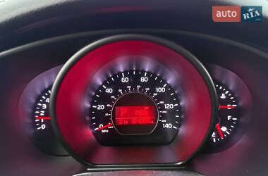 Позашляховик / Кросовер Kia Soul 2015 в 
