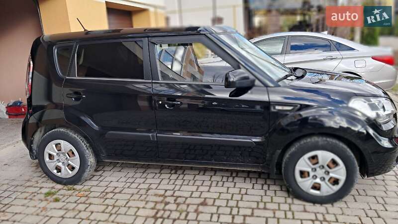 Внедорожник / Кроссовер Kia Soul 2011 в Ивано-Франковске фото 4 Внедорожник / Кроссовер Kia Soul 2011 в Ивано-Франковске