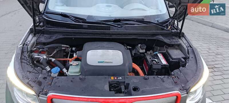 Внедорожник / Кроссовер Kia Soul 2015 в Виннице фото 13 Внедорожник / Кроссовер Kia Soul 2015 в Виннице