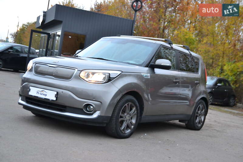 Внедорожник / Кроссовер Kia Soul 2016 в Луцке