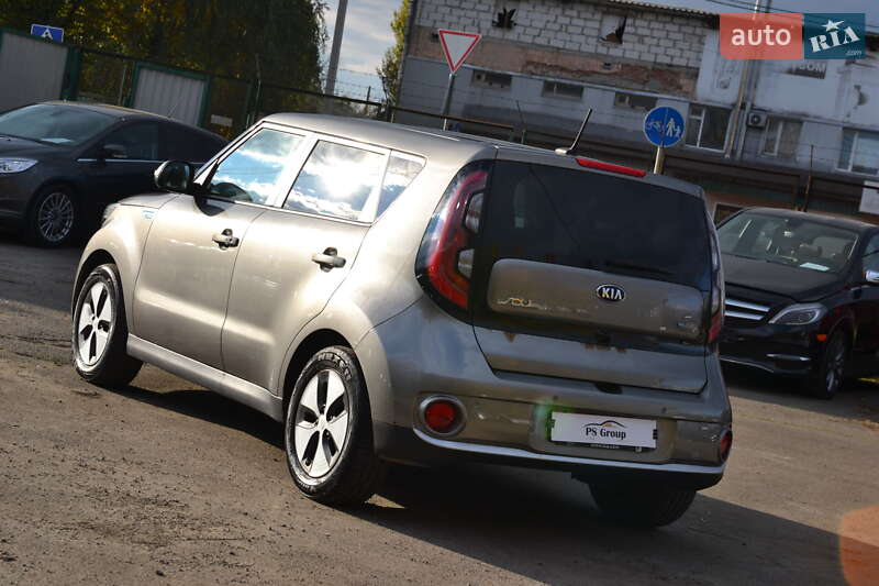 Внедорожник / Кроссовер Kia Soul 2015 в Луцке фото 10 Внедорожник / Кроссовер Kia Soul 2015 в Луцке