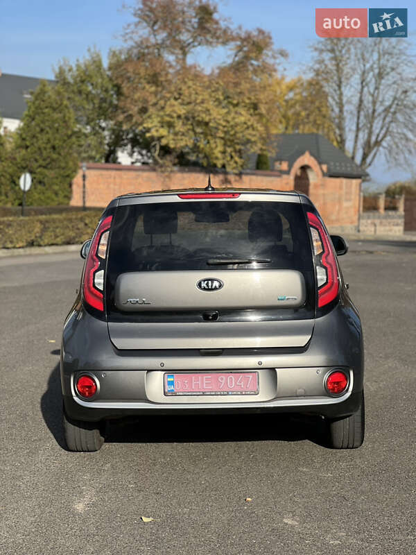 Внедорожник / Кроссовер Kia Soul 2016 в Владимире фото 7 Внедорожник / Кроссовер Kia Soul 2016 в Владимире