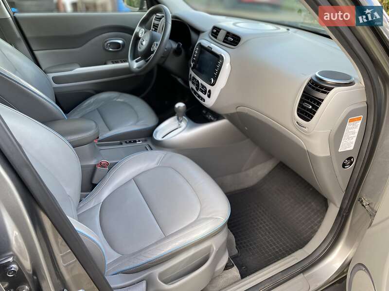 Внедорожник / Кроссовер Kia Soul 2015 в Киеве фото 18 Внедорожник / Кроссовер Kia Soul 2015 в Киеве