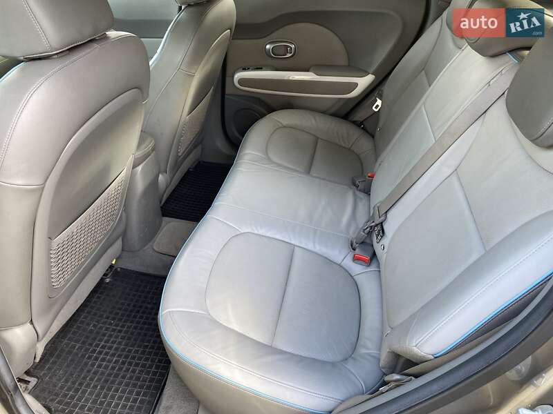 Внедорожник / Кроссовер Kia Soul 2015 в Киеве фото 21 Внедорожник / Кроссовер Kia Soul 2015 в Киеве