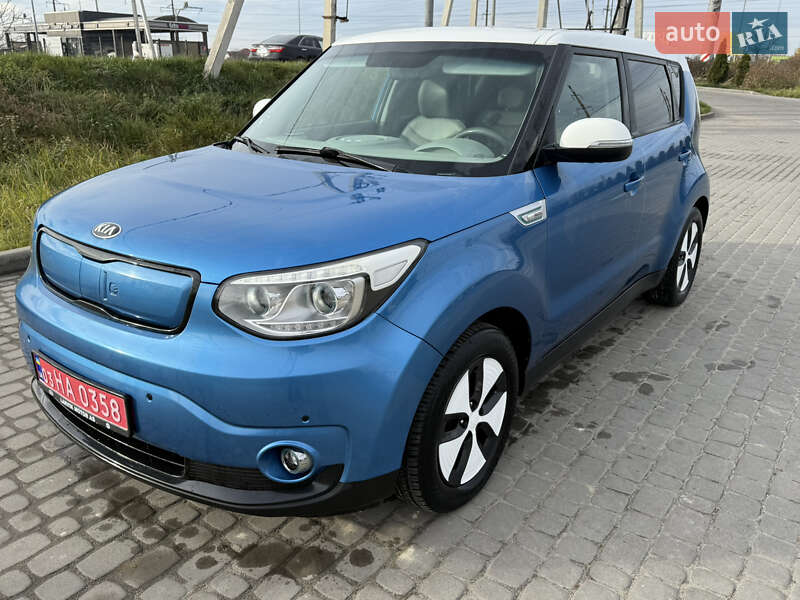 Внедорожник / Кроссовер Kia Soul 2014 в Львове