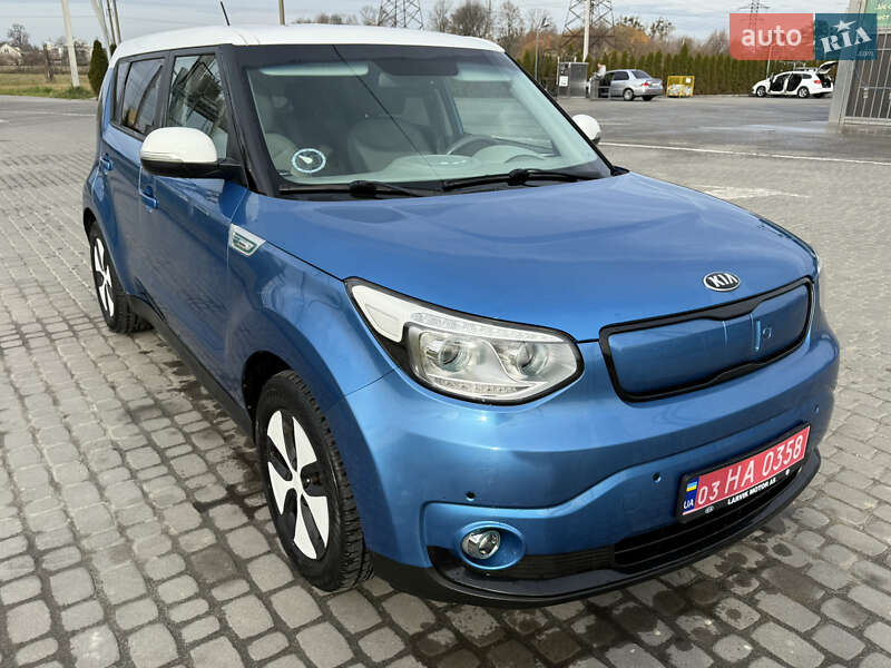 Внедорожник / Кроссовер Kia Soul 2014 в Львове