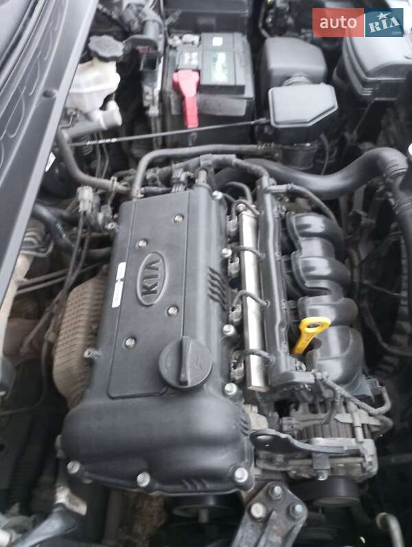 Внедорожник / Кроссовер Kia Soul 2011 в Голованевске