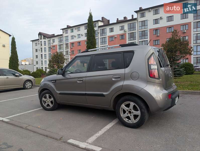 Внедорожник / Кроссовер Kia Soul 2008 в Здолбунове