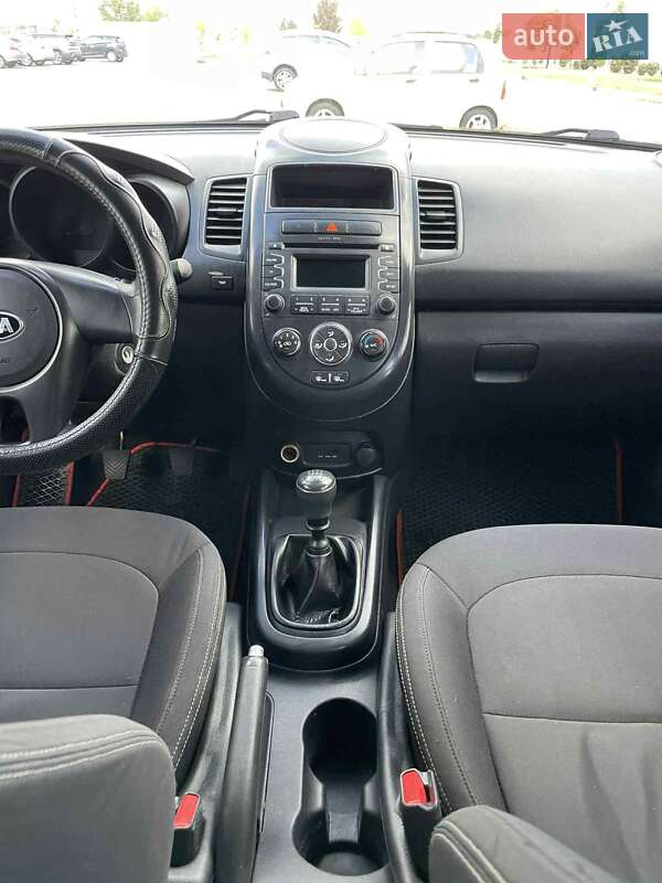 Внедорожник / Кроссовер Kia Soul 2013 в Черкассах фото 13 Внедорожник / Кроссовер Kia Soul 2013 в Черкассах