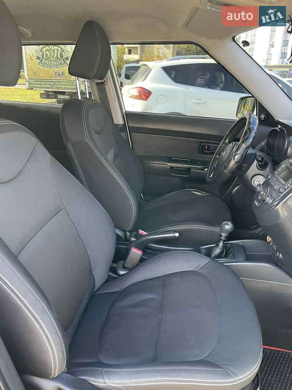 Внедорожник / Кроссовер Kia Soul 2013 в Черкассах фото 27 Внедорожник / Кроссовер Kia Soul 2013 в Черкассах