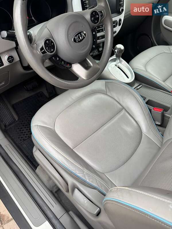 Внедорожник / Кроссовер Kia Soul 2015 в Ровно фото 6 Внедорожник / Кроссовер Kia Soul 2015 в Ровно