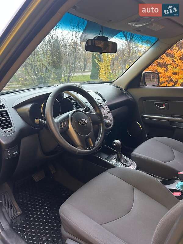 Внедорожник / Кроссовер Kia Soul 2011 в Хмельницком