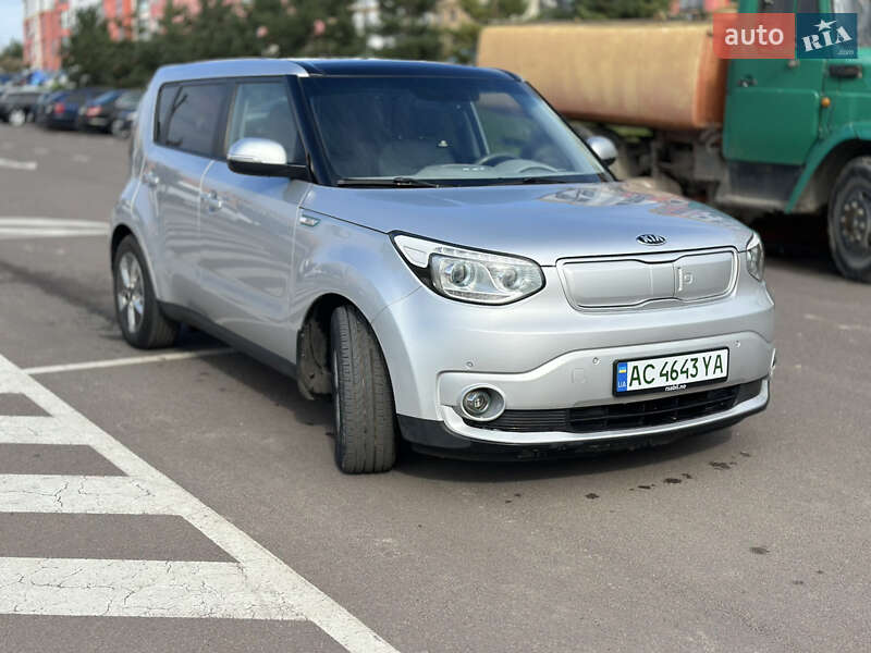 Внедорожник / Кроссовер Kia Soul 2017 в Ровно