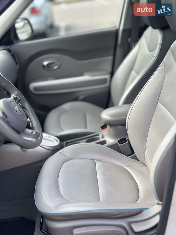 Внедорожник / Кроссовер Kia Soul 2017 в Ровно