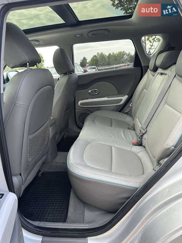 Внедорожник / Кроссовер Kia Soul 2017 в Ровно