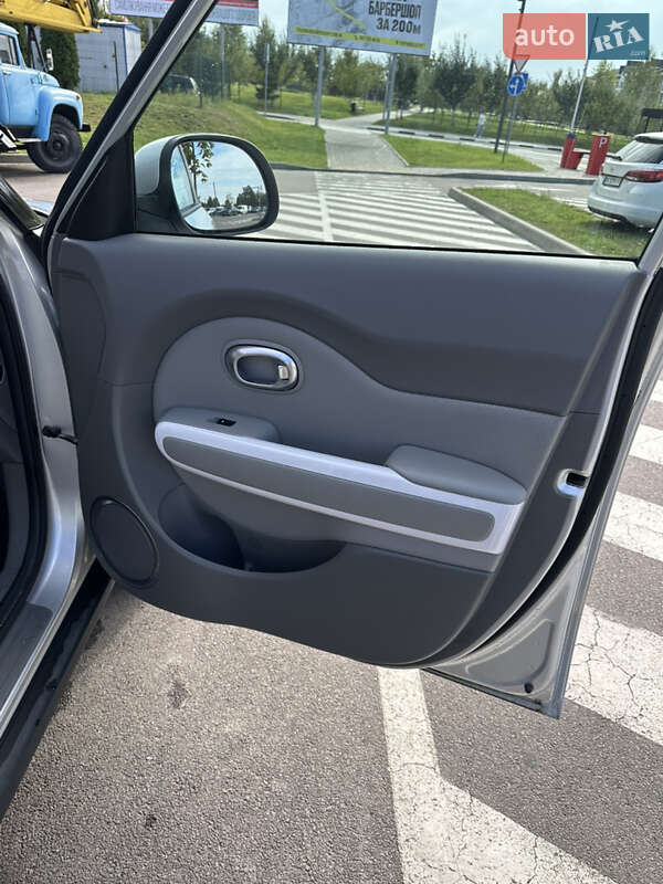 Внедорожник / Кроссовер Kia Soul 2017 в Ровно