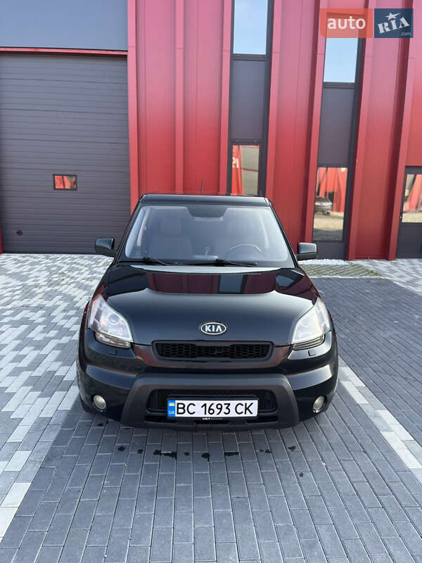 Позашляховик / Кросовер Kia Soul 2011 в Львові