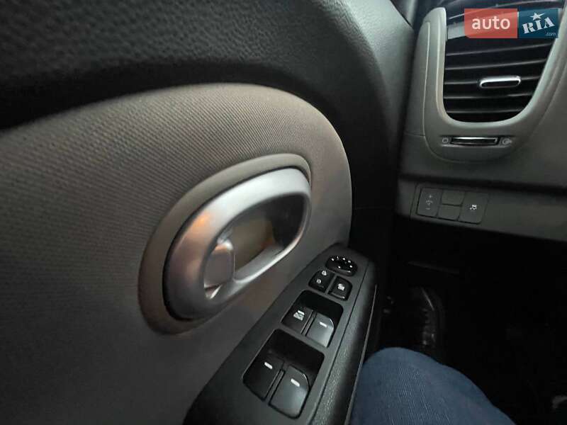 Внедорожник / Кроссовер Kia Soul 2015 в Киеве фото 10 Внедорожник / Кроссовер Kia Soul 2015 в Киеве