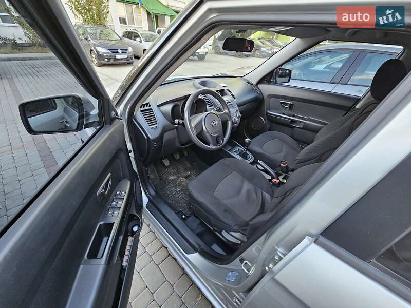 Позашляховик / Кросовер Kia Soul 2011 в Полтаві фото 5 Позашляховик / Кросовер Kia Soul 2011 в Полтаві
