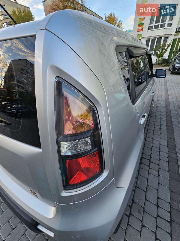 Позашляховик / Кросовер Kia Soul 2011 в Полтаві фото 9 Позашляховик / Кросовер Kia Soul 2011 в Полтаві