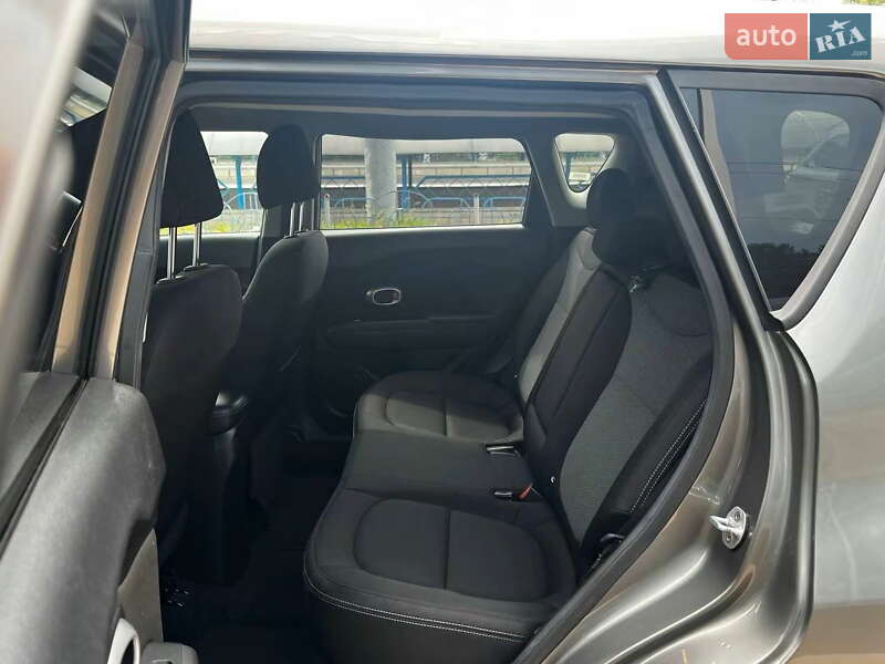 Внедорожник / Кроссовер Kia Soul 2018 в Киеве