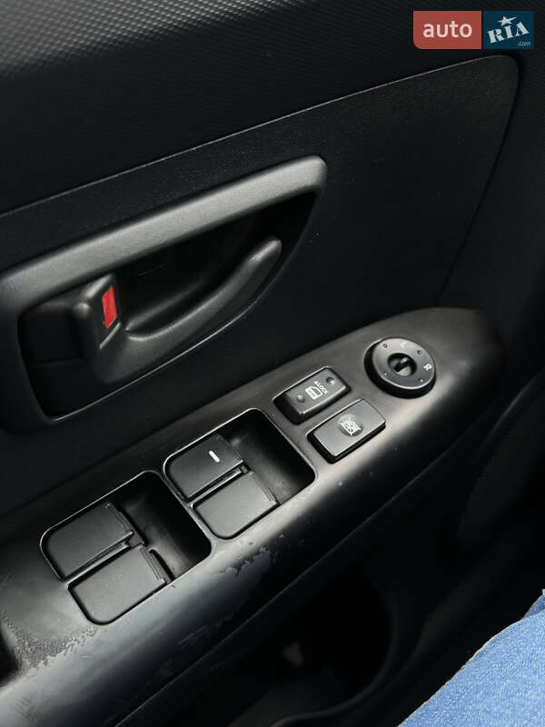 Внедорожник / Кроссовер Kia Soul 2009 в Ровно фото 13 Внедорожник / Кроссовер Kia Soul 2009 в Ровно