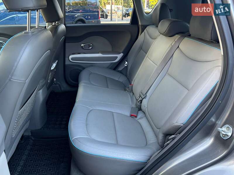 Внедорожник / Кроссовер Kia Soul 2015 в Киеве