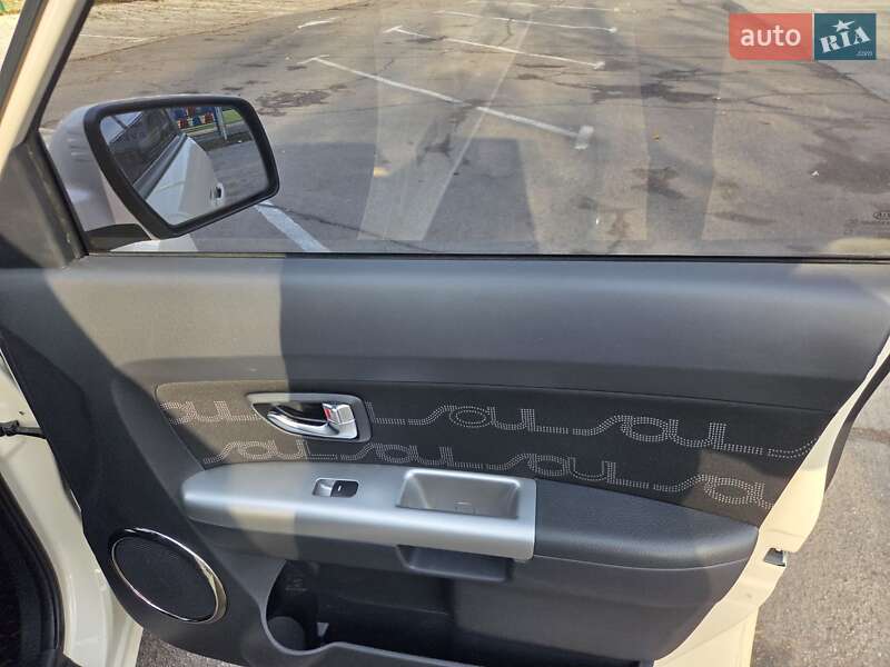 Внедорожник / Кроссовер Kia Soul 2012 в Киеве фото 28 Внедорожник / Кроссовер Kia Soul 2012 в Киеве