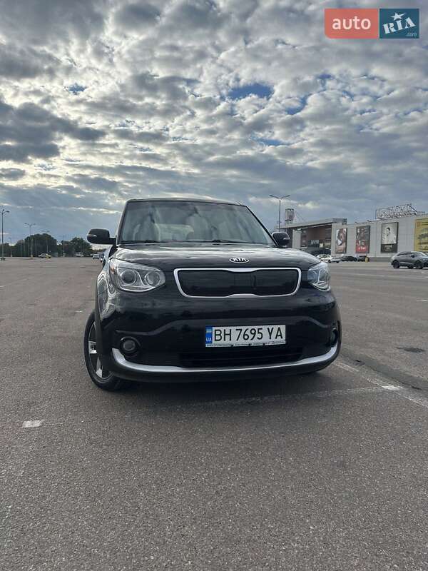 Внедорожник / Кроссовер Kia Soul 2016 в Одессе фото 15 Внедорожник / Кроссовер Kia Soul 2016 в Одессе