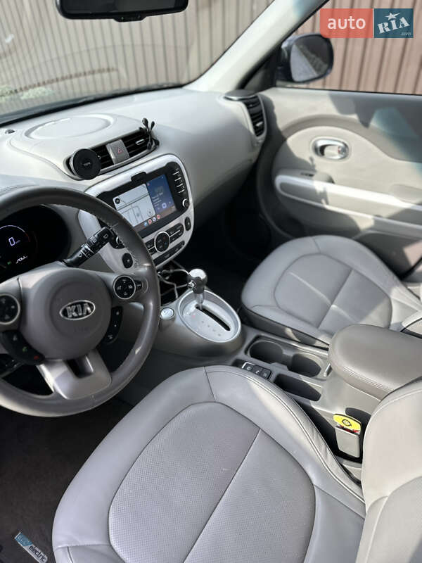 Внедорожник / Кроссовер Kia Soul 2018 в Житомире