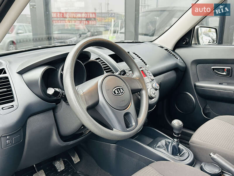 Позашляховик / Кросовер Kia Soul 2011 в Харкові