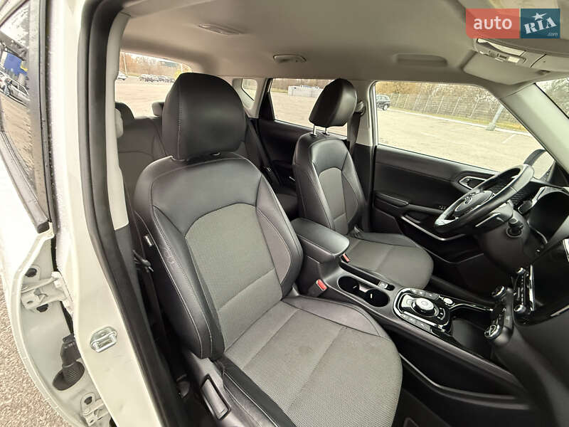 Внедорожник / Кроссовер Kia Soul 2020 в Днепре фото 35 Внедорожник / Кроссовер Kia Soul 2020 в Днепре