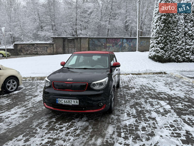 Внедорожник / Кроссовер Kia Soul 2015 в Львове фото 2 Внедорожник / Кроссовер Kia Soul 2015 в Львове