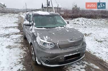 Внедорожник / Кроссовер Kia Soul 2016 в Луцке
