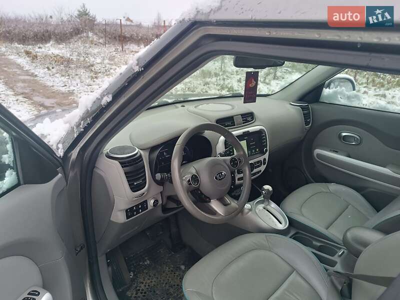 Внедорожник / Кроссовер Kia Soul 2016 в Луцке