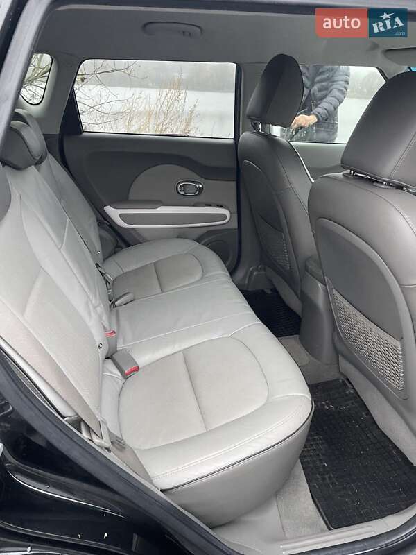 Внедорожник / Кроссовер Kia Soul 2015 в Киеве