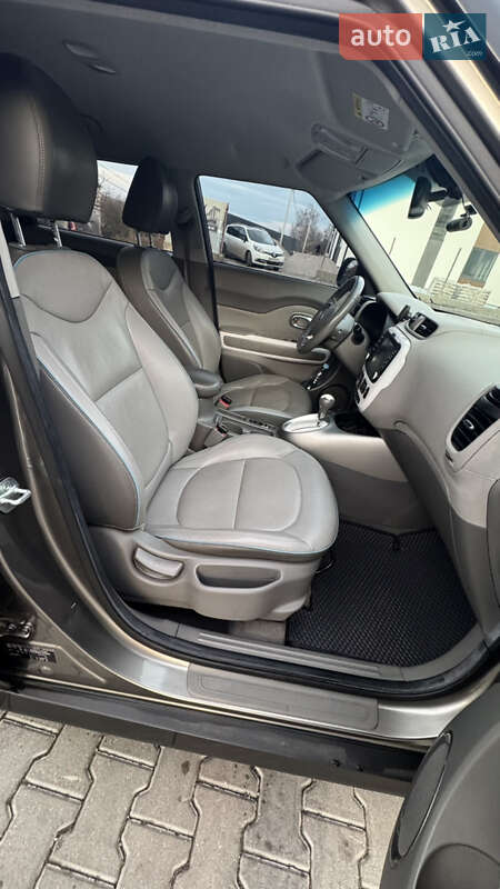 Позашляховик / Кросовер Kia Soul 2015 в Вінниці