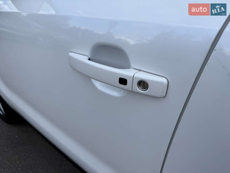 Внедорожник / Кроссовер Kia Soul 2016 в Ровно фото 32 Внедорожник / Кроссовер Kia Soul 2016 в Ровно