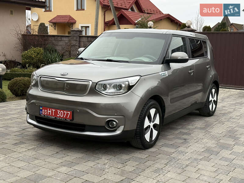 Внедорожник / Кроссовер Kia Soul 2015 в Ивано-Франковске