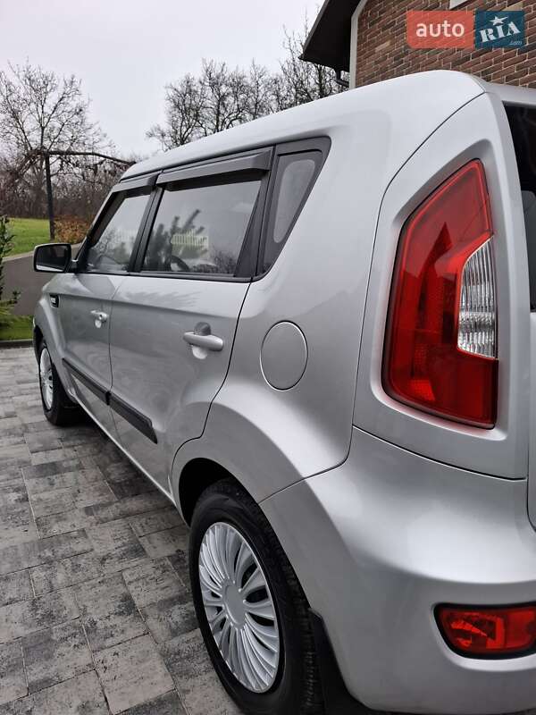 Внедорожник / Кроссовер Kia Soul 2011 в Черновцах