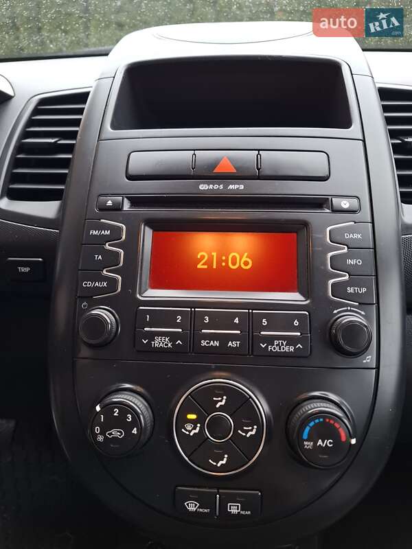 Внедорожник / Кроссовер Kia Soul 2011 в Черновцах