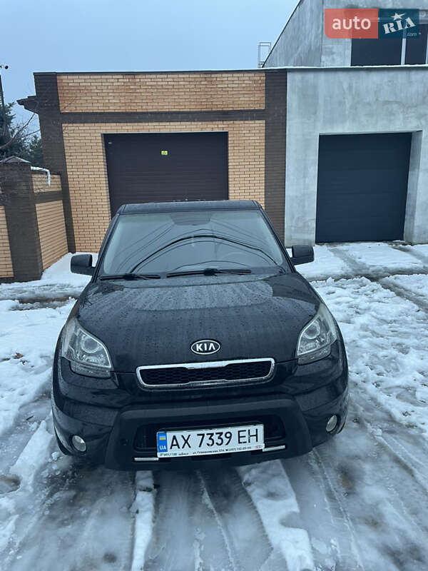 Позашляховик / Кросовер Kia Soul 2010 в Харкові фото 49 Позашляховик / Кросовер Kia Soul 2010 в Харкові